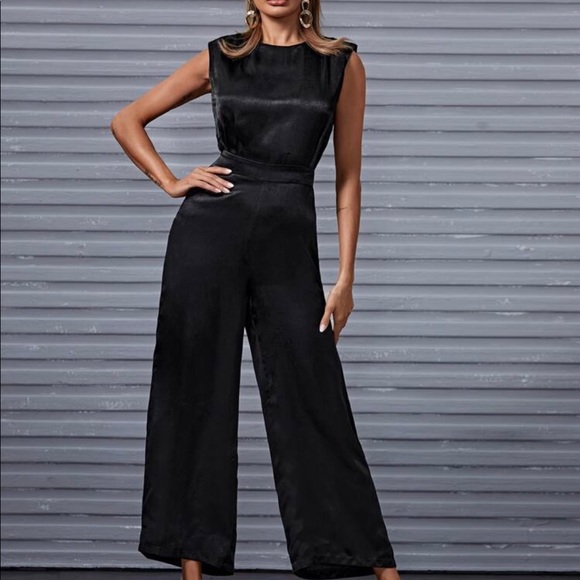 Black satin jumpsuit - Picture 1 of 4